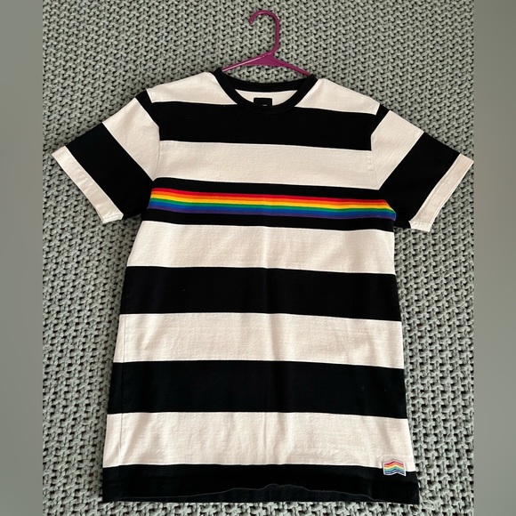 Vans Tops - Adult Small Unisex Vans Pride Shirt. Heavy weight. Only worn twice.